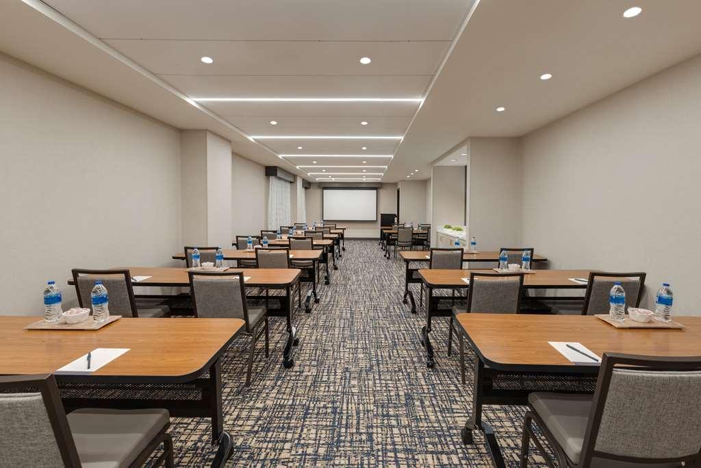 Hyatt Place Houston Downtown Hotel Facilities photo